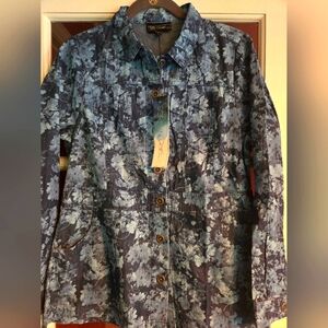 Diane Gilman floral denim jacket size Med. NWT